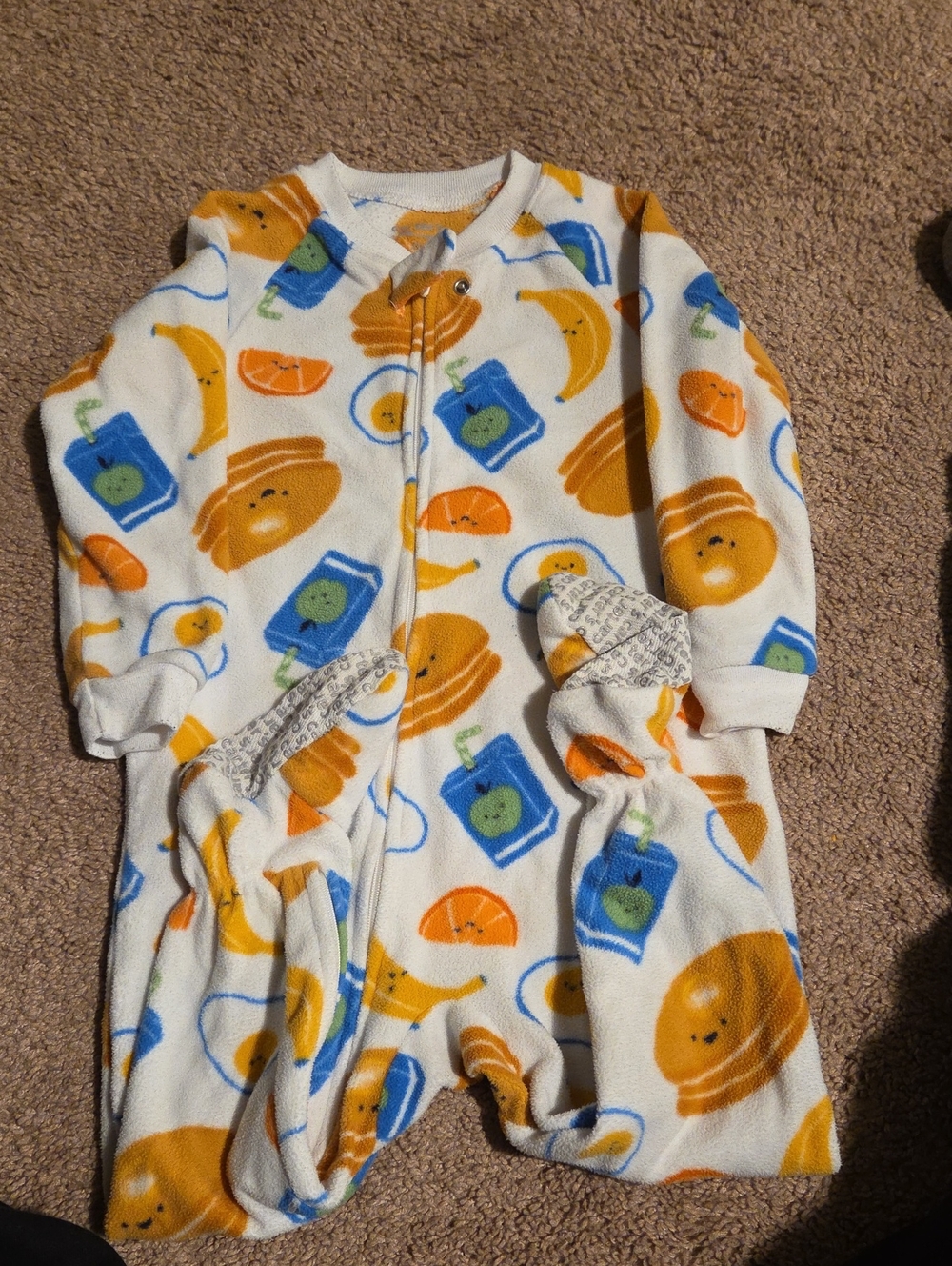 Kids White Fleece Pajamas with Orange Fruit Print